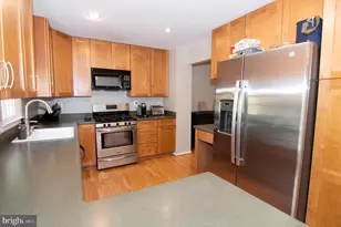 8230 La Faye Ct, Alexandria, VA 22306 - Photo 31