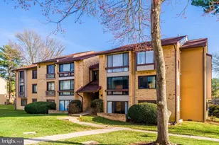 10218 Bushman Dr, Oakton, VA 22124 - Photo 1