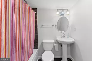 3911 Shelley Ln, Annandale, VA 22003 - Photo 35