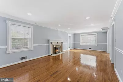 3911 Shelley Lane, Annandale, VA 22003 - Photo 5