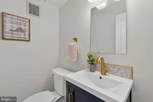 8312 Wickham Rd, Springfield, VA 22152 - Photo 23