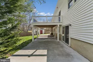 8910 Spur Rd, Springfield, VA 22153 - Photo 39