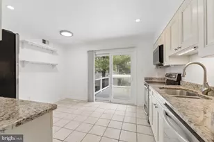 8910 Spur Rd, Springfield, VA 22153 - Photo 15