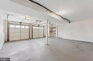 8910 Spur Rd, Springfield, VA 22153 - Photo 35