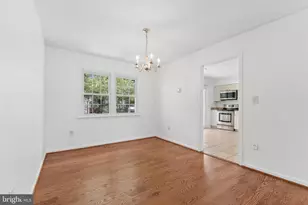 8910 Spur Rd, Springfield, VA 22153 - Photo 9