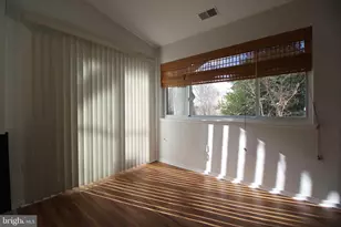 1956 Villaridge Dr, Reston, VA 20191 - Photo 7