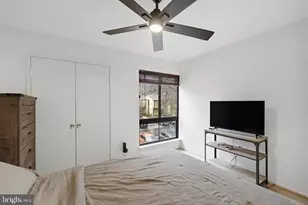 9060 Blarney Stone Dr, Springfield, VA 22152 - Photo 33