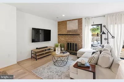 9060 Blarney Stone Drive, Springfield, VA 22152 - Photo 5