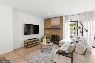 9060 Blarney Stone Dr, Springfield, VA 22152 - Photo 5