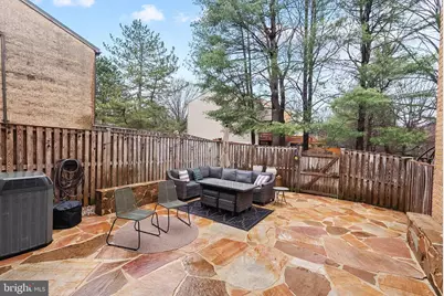 9060 Blarney Stone Drive, Springfield, VA 22152 - Photo 45