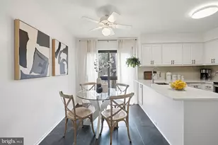 9060 Blarney Stone Dr, Springfield, VA 22152 - Photo 11