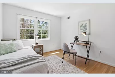 7379 Hallcrest Drive, McLean, VA 22102 - Photo 27