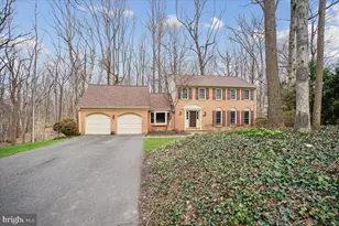 5705 Patrick O'Roarke Ct, Fairfax Station, VA 22039 - Photo 1