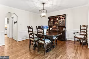 6327 Youngs Branch Dr, Fairfax Station, VA 22039 - Photo 9