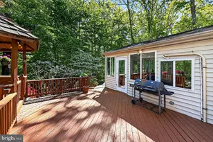 6327 Youngs Branch Dr, Fairfax Station, VA 22039 - Photo 19