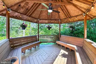 6327 Youngs Branch Dr, Fairfax Station, VA 22039 - Photo 23