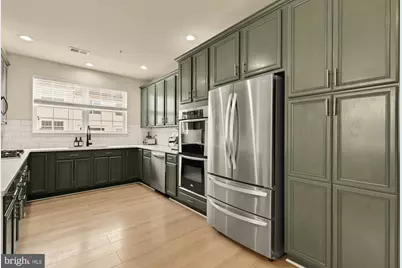 4420 Beechstone Lane #B, Fairfax, VA 22033 - Photo 5