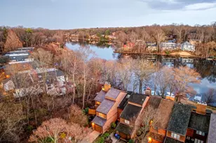 2261 Cedar Cove Ct, Reston, VA 20191 - Photo 5