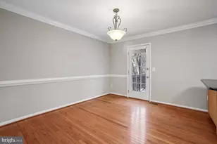 6562 Kelsey Point Cir, Alexandria, VA 22315 - Photo 5