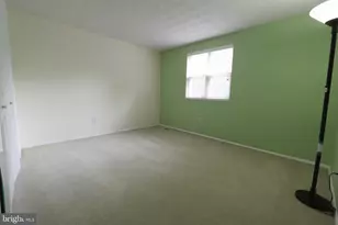 1150 Kettle Pond Ln, Great Falls, VA 22066 - Photo 13
