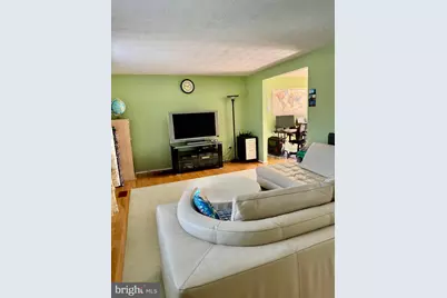 1150 Kettle Pond Lane, Great Falls, VA 22066 - Photo 7
