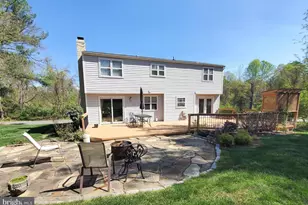 1150 Kettle Pond Ln, Great Falls, VA 22066 - Photo 27