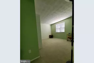 1150 Kettle Pond Lane, Great Falls, VA 22066 - Photo 11