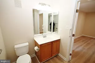 7532 Coxton Ct, Alexandria, VA 22306 - Photo 9