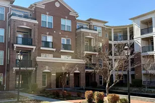 2905 Saintsbury Plaza, Fairfax, VA 22031 - Photo 1