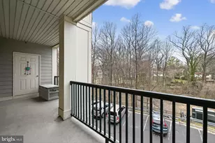 2905 Saintsbury Plaza, Fairfax, VA 22031 - Photo 19