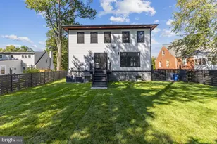 2919 Lawrence Dr, Falls Church, VA 22042 - Photo 35