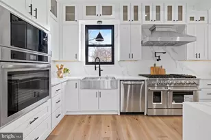 2919 Lawrence Dr, Falls Church, VA 22042 - Photo 17