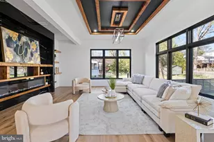 2919 Lawrence Dr, Falls Church, VA 22042 - Photo 19