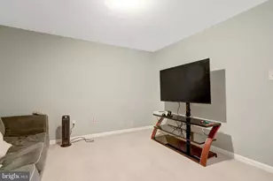 5715 Clapham Rd, Alexandria, VA 22315 - Photo 33