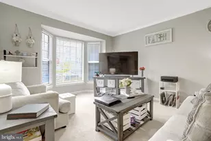 5715 Clapham Rd, Alexandria, VA 22315 - Photo 3