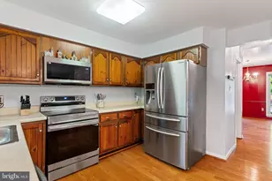 9833 Natick Rd, Burke, VA 22015 - Photo 15