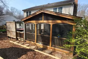 9833 Natick Rd, Burke, VA 22015 - Photo 5