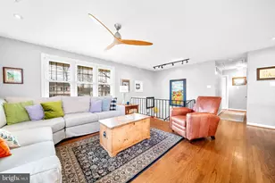 15014 Tarleton Dr, Centreville, VA 20120 - Photo 9