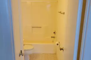 3853 Steppes Ct, Falls Church, VA 22041 - Photo 3