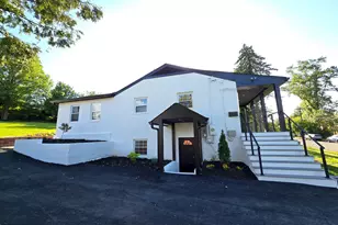 6065 Munson Hill Rd, Falls Church, VA 22044 - Photo 3