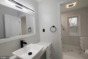 1744 Lockerbie Ln, Vienna, VA 22182 - Photo 19