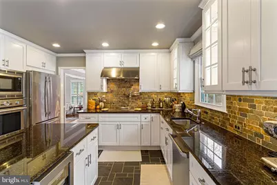 10904 Equestrian Court, Reston, VA 20190 - Photo 19