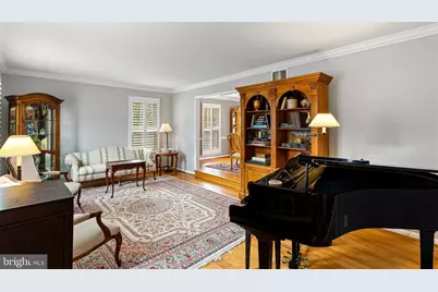 10904 Equestrian Court, Reston, VA 20190 - Photo 7