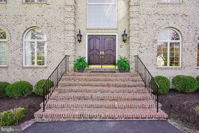 8013 Greenwich Woods Drive, McLean, VA 22102 - Photo 5