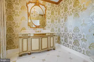 8013 Greenwich Woods Dr, McLean, VA 22102 - Photo 33