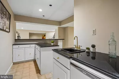 8013 Greenwich Woods Drive, McLean, VA 22102 - Photo 95