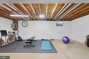 11860 S Lakes Ct, Reston, VA 20191 - Photo 29