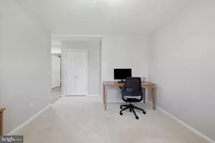 11860 S Lakes Ct, Reston, VA 20191 - Photo 5