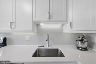 11860 S Lakes Ct, Reston, VA 20191 - Photo 15