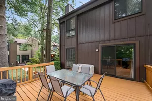 11860 S Lakes Ct, Reston, VA 20191 - Photo 41